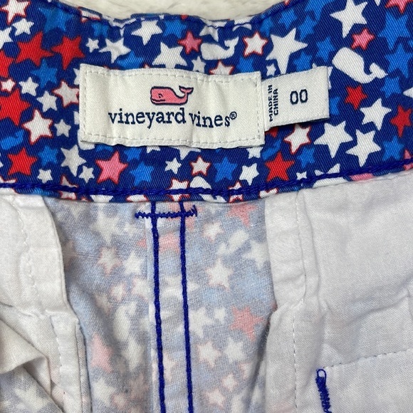 Vineyard Vines Red White and Whale Shorts Size 00 - Picture 3 of 9